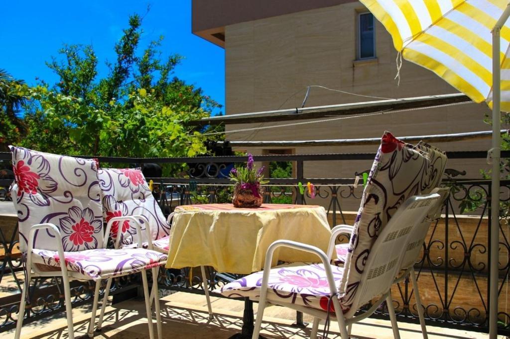 Apartments By The Sea Makarska - 15200 Exterior foto